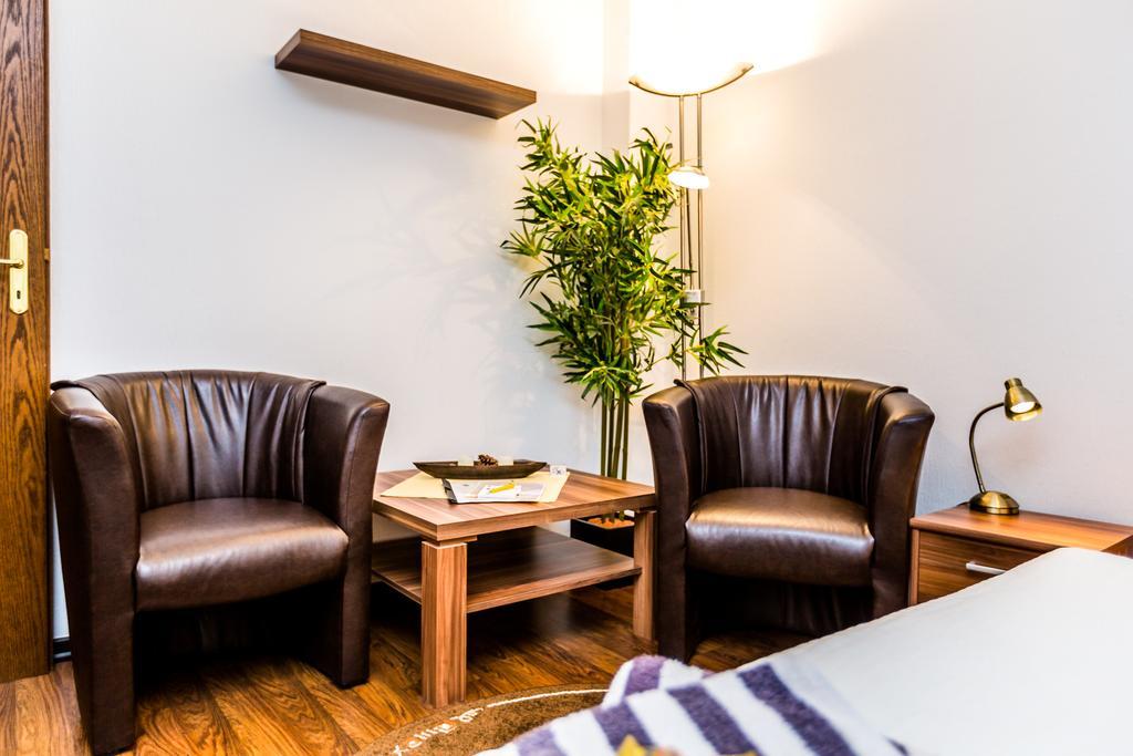 Hotel Schuetze Superior Huerth Phòng bức ảnh