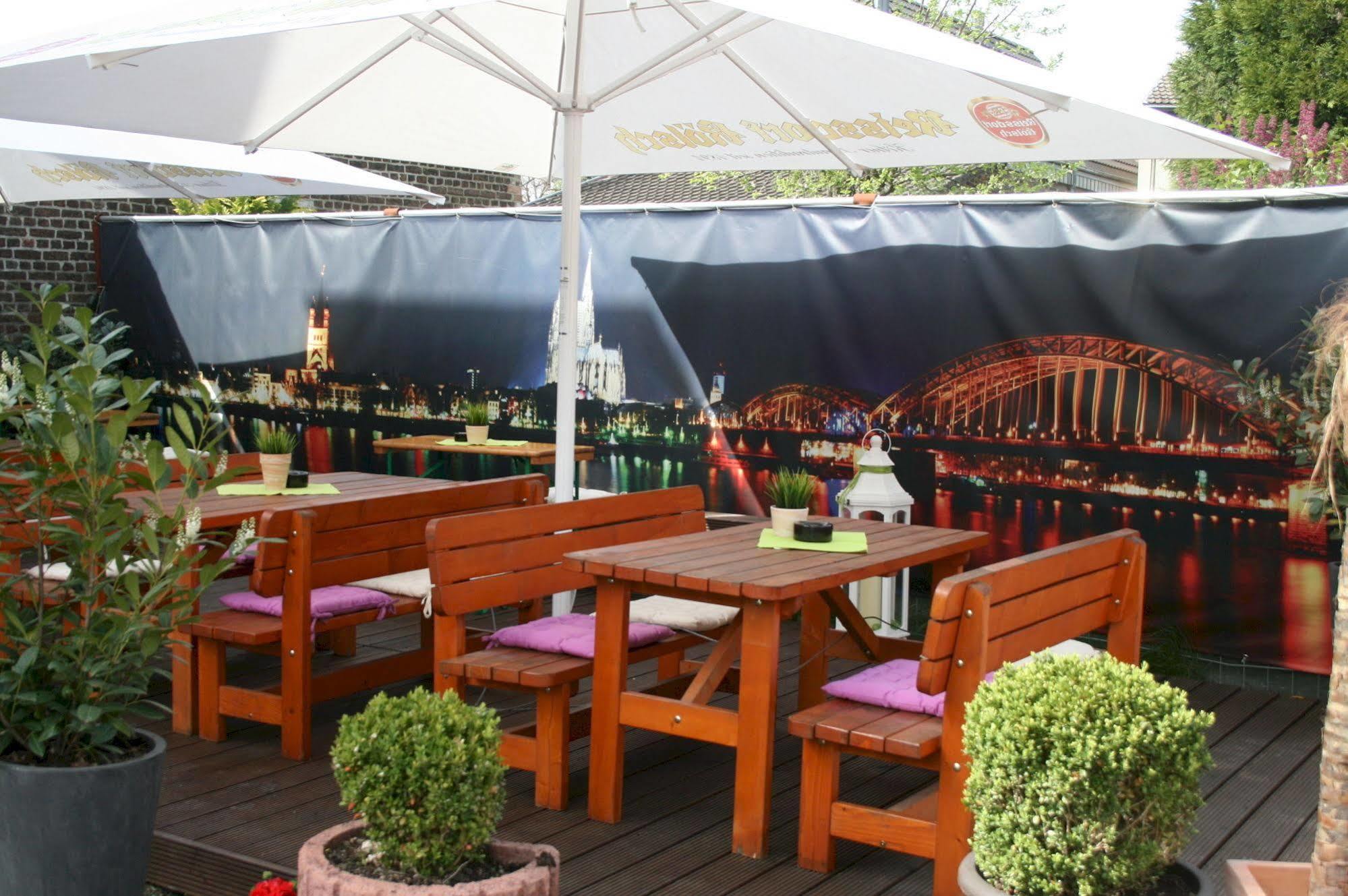Hotel Schuetze Superior Huerth Ngoại thất bức ảnh