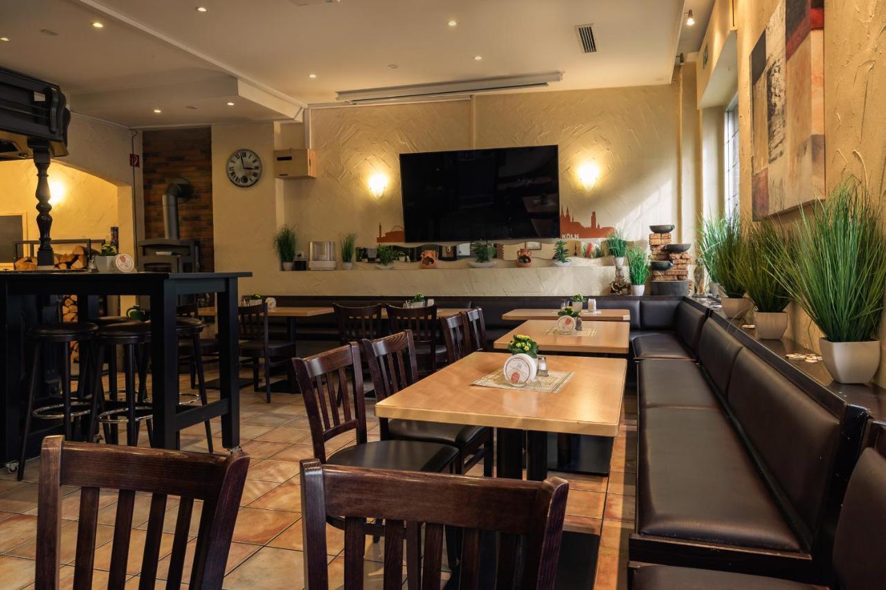Hotel Schuetze Superior Huerth Ngoại thất bức ảnh